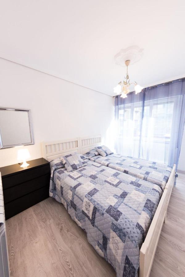 Apartamento Danae Centro Zumaia Exteriör bild